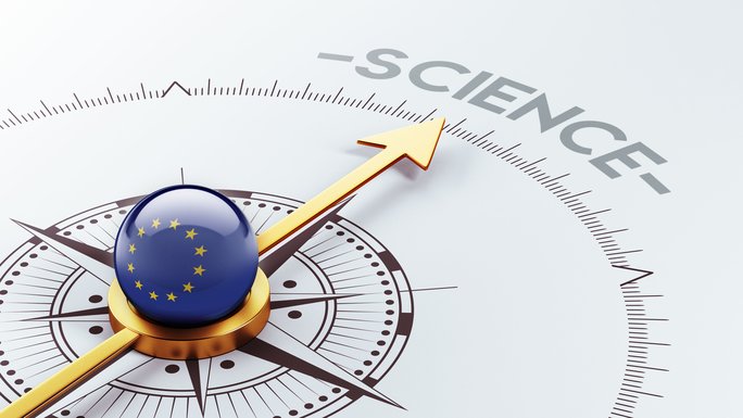 Ein Kompass mit einem EU-Symbol in der Mitte, die Kompassnadel zeigt auf das Wort Science